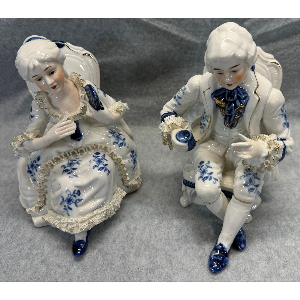 Vintage Blue and White Porcelain Victorian Couple Figurines Gold Gilt Set of 2 - Picture 12 of 16